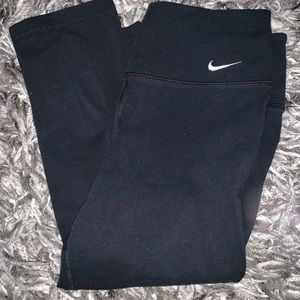Nike Dri Fit Capri Leggings